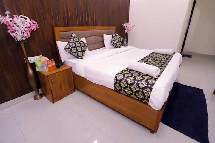 Room 10 of 23