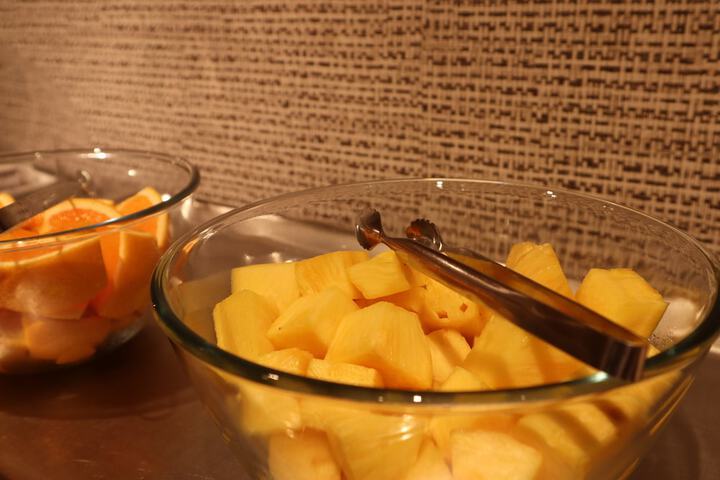 Dining 52 of 96