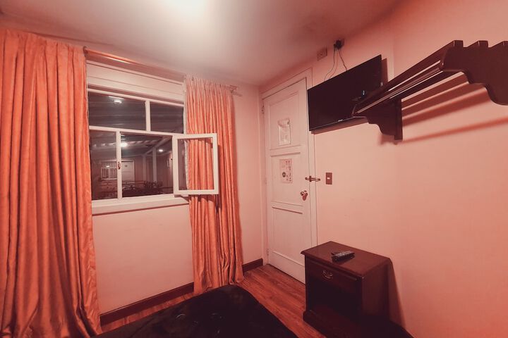 Room 41 of 105