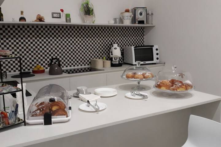 Breakfast/Coffee Service 73 of 82