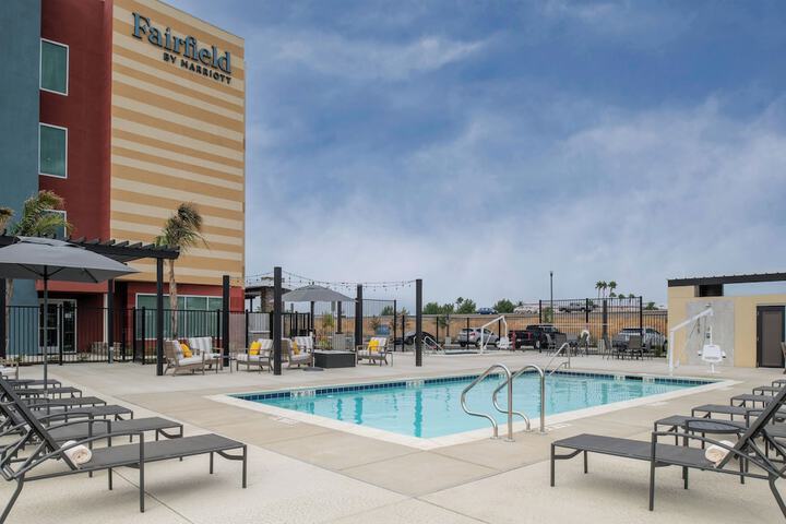 Swimming pool at Fairfield Inn & Suites by Marriott Stockton Lathrop