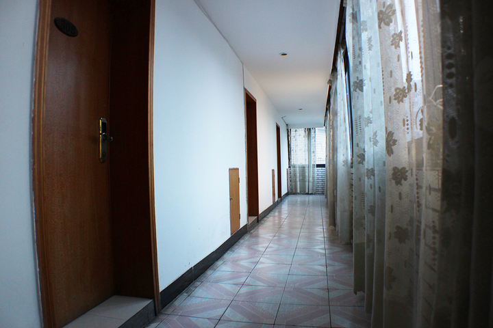 Hotel Interior 8 of 16