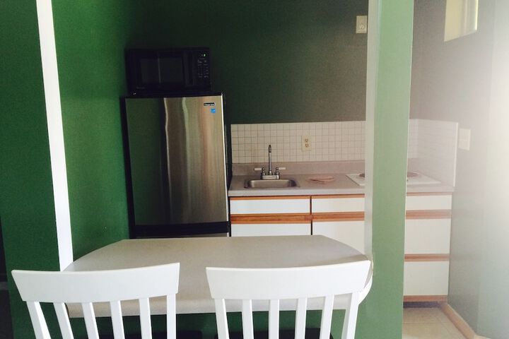 Room 8 of 26