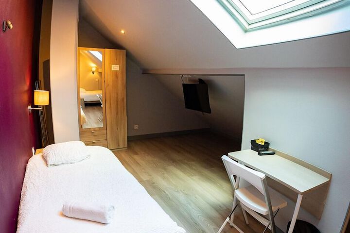 Room 21 of 70