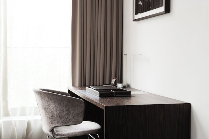 Room 33 of 54