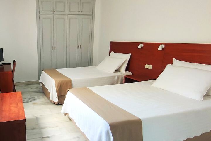 Room 8 of 22