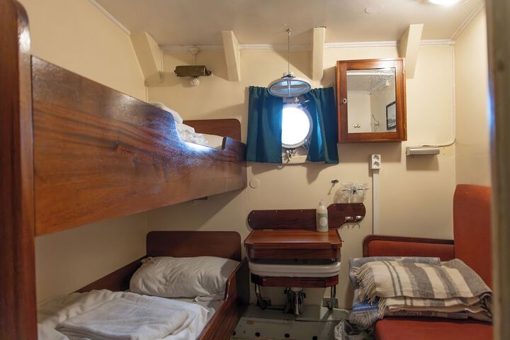 Room 12 of 26