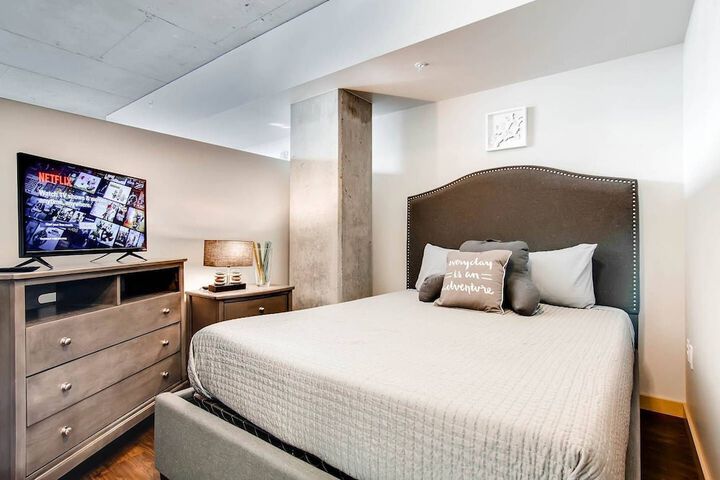 Room 3 of 40