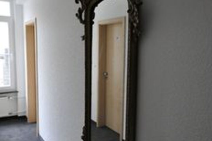 Ballroom/Hall 18 of 21