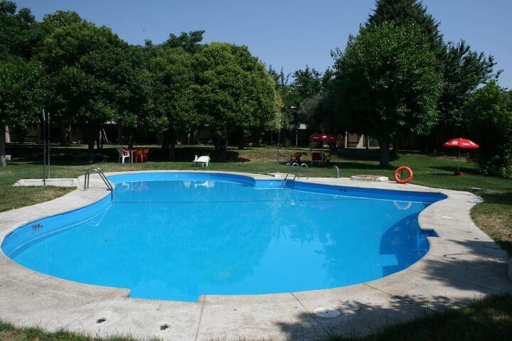 Pool Hotel
