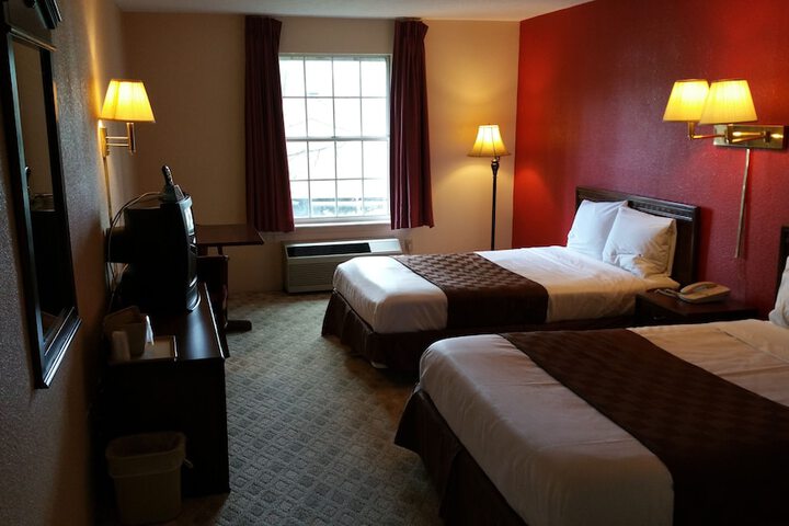 Deluxe 2 Double Beds (8 of 8)