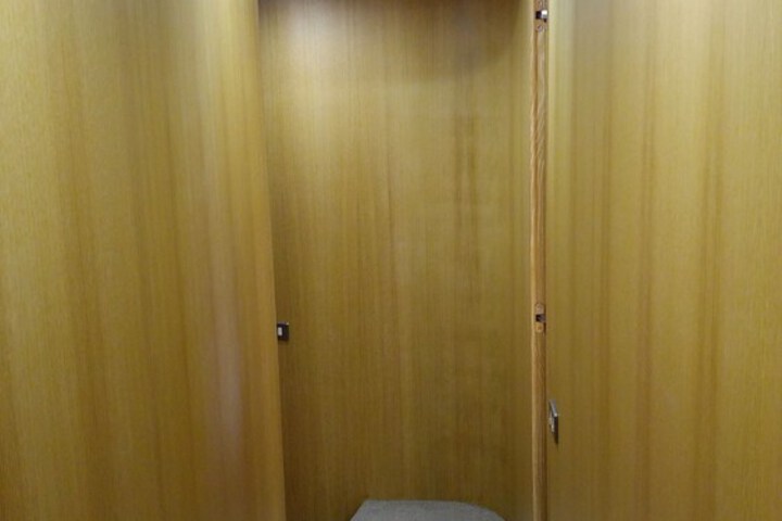 Ballroom/Hall 32 of 39