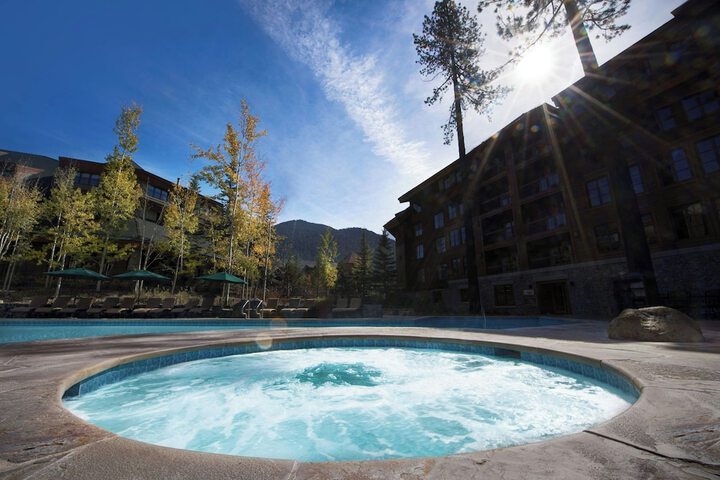 Pool 17 of 36