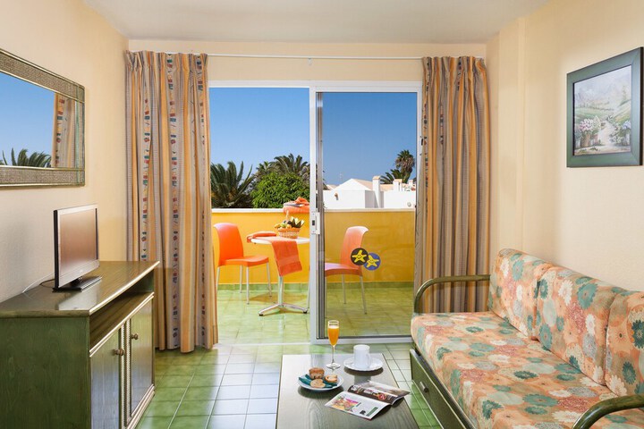Room 14 of 43