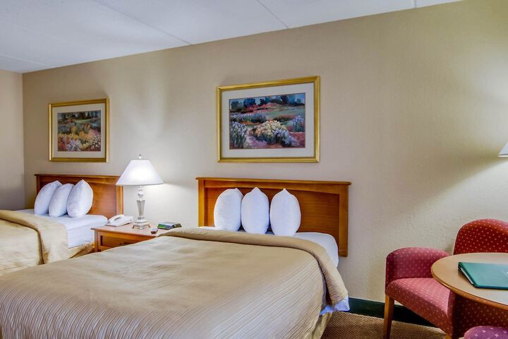 Double Accessible Queen Size Bed (1 of 8)