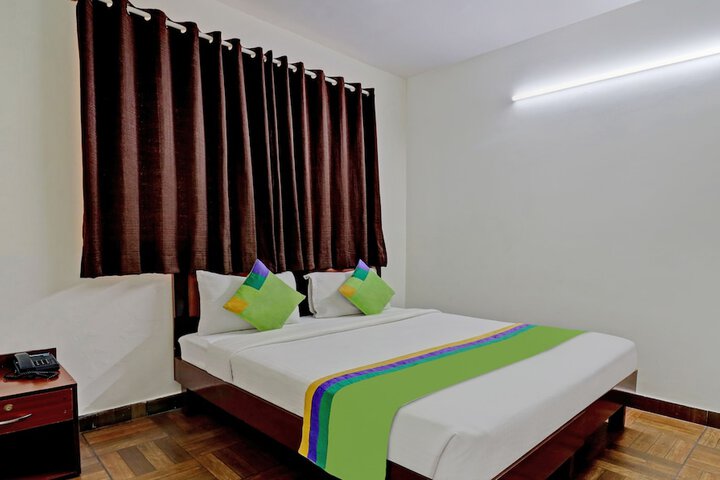 Room 14 of 39