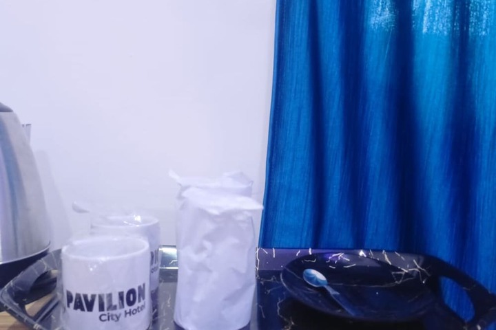 Room 15 of 30