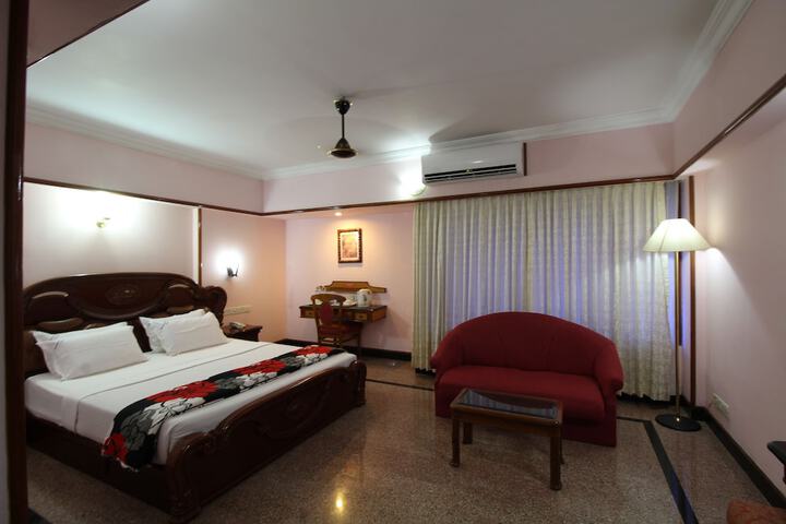 Room 16 of 30