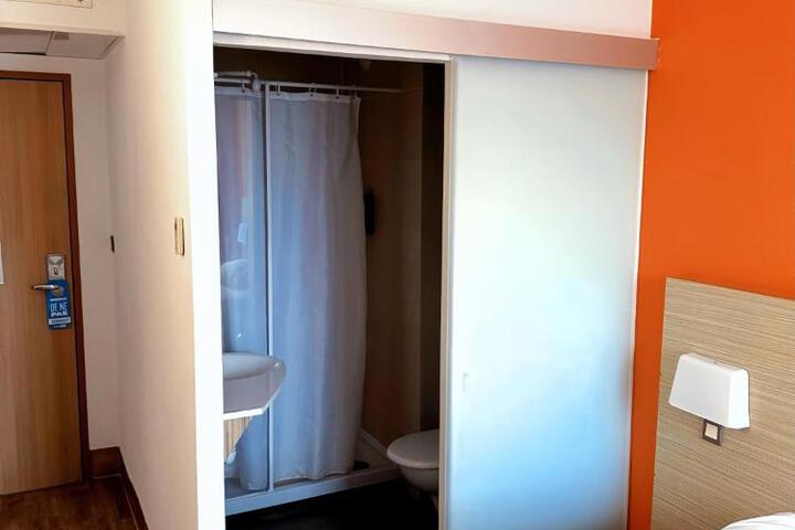 Photo 19