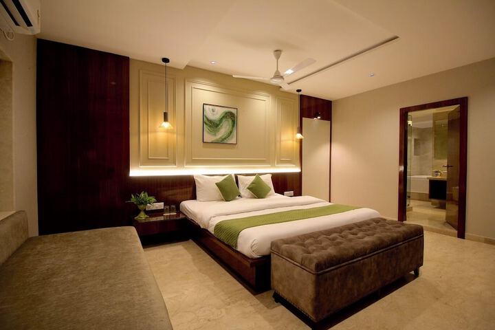 Room 34 of 45