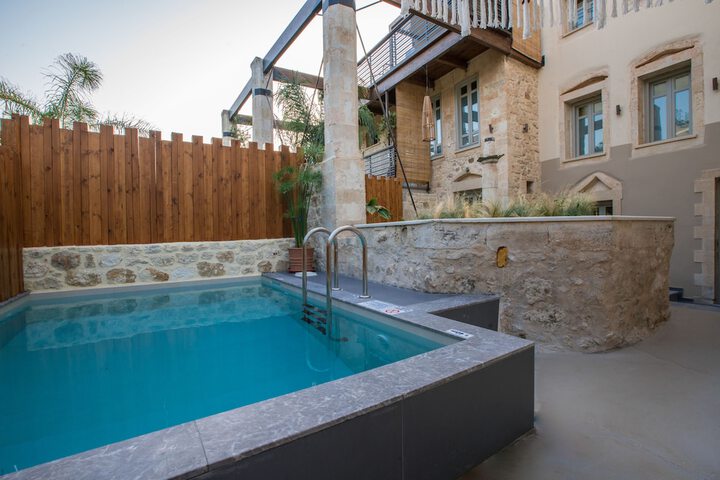 Pool 50 of 69