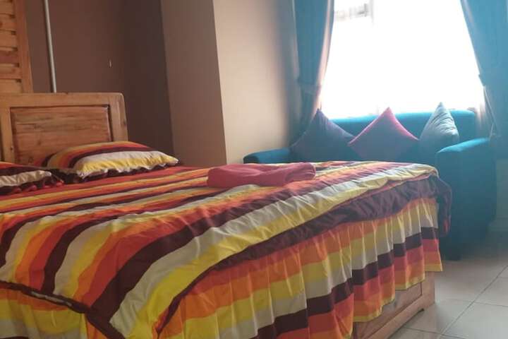 Room 9 of 20