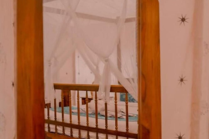 Room 8 of 47