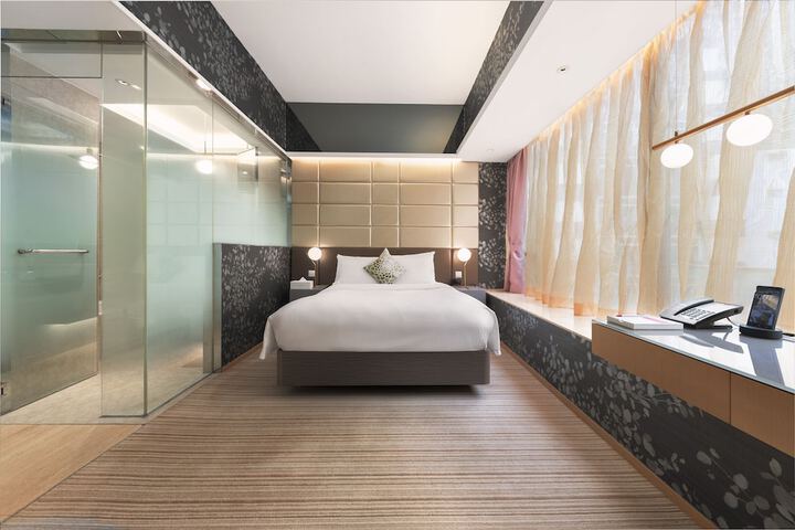 Room 26 of 59