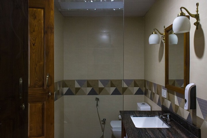 Room 7 of 23