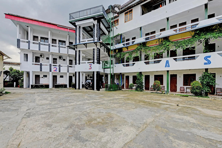 OYO 90309 Hotel Asri 2