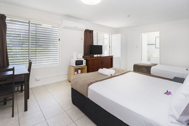 Room 3 of 17