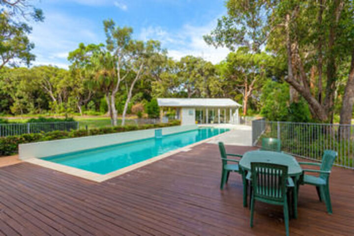 Pool 64 of 78