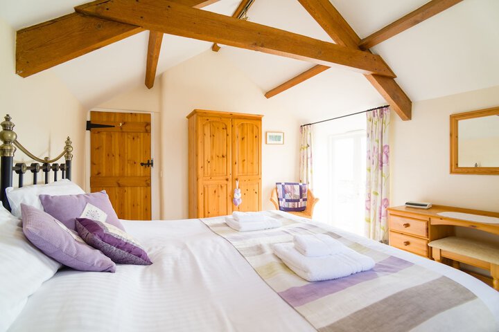 Room 2 of 24