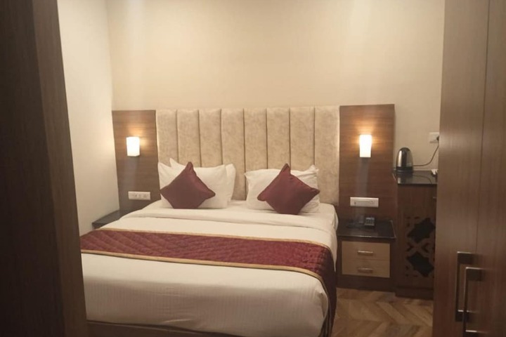 Room 17 of 79