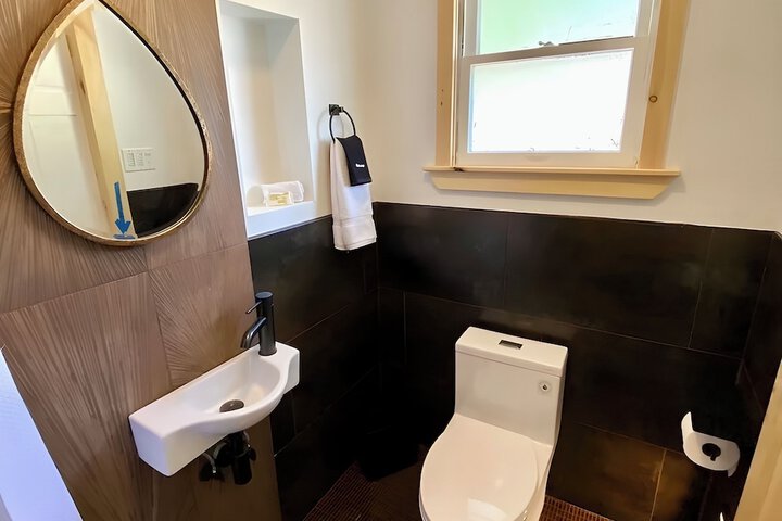 Room 70 of 89