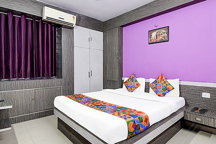 Room 20 of 28
