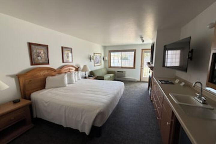 Room 103 of 279