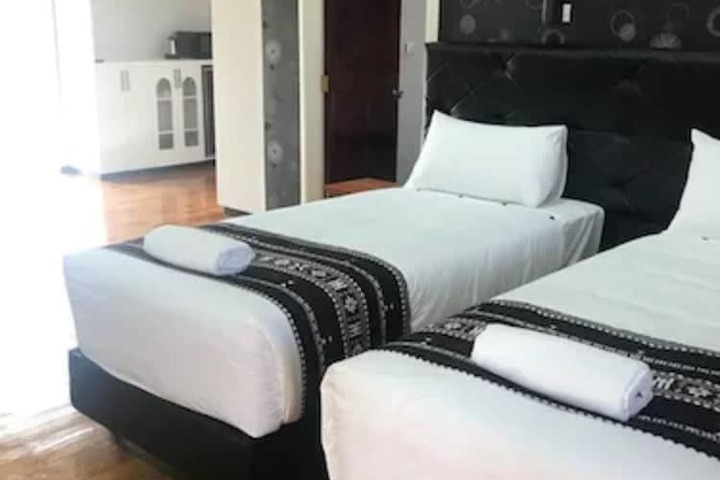 Room 11 of 63