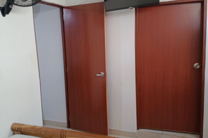 Room 17 of 25