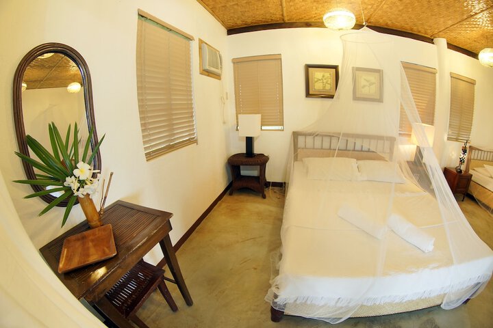Room 6 of 48