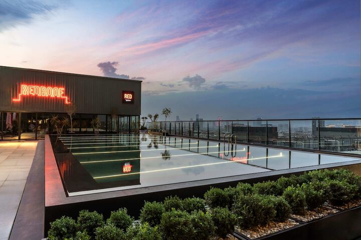 Radisson RED Izmir Point Bornova in Izmir