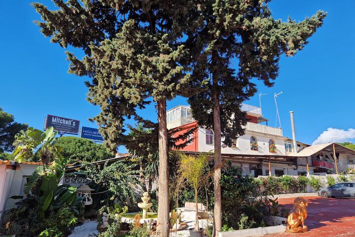 Hotel Exterior 58 of 85
