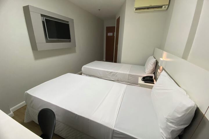 Room 7 of 23