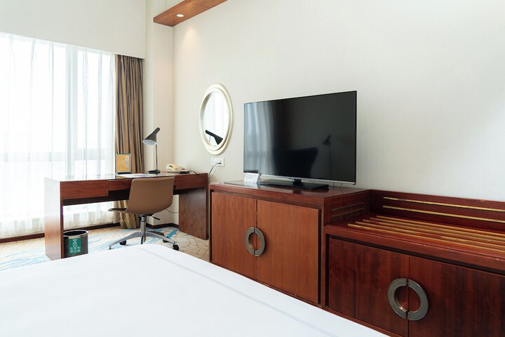 Room 12 of 49