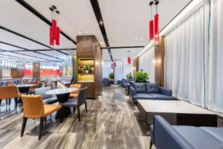 Celebrity XiangYang Hotel