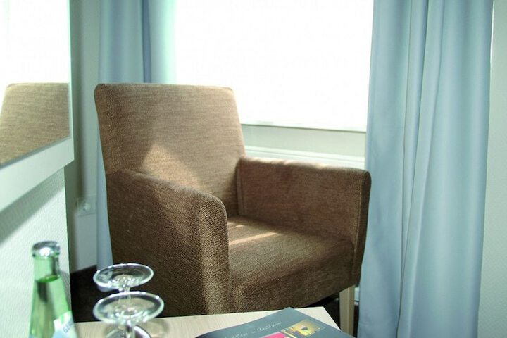 Room 7 of 23