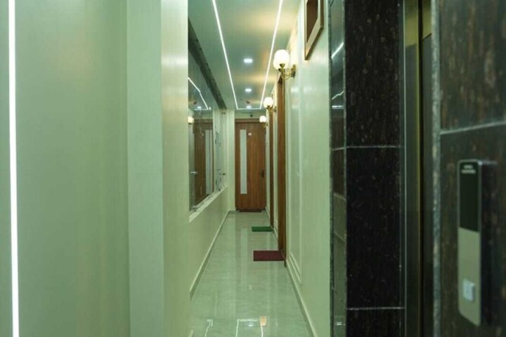 Hotel Interior 3 of 28