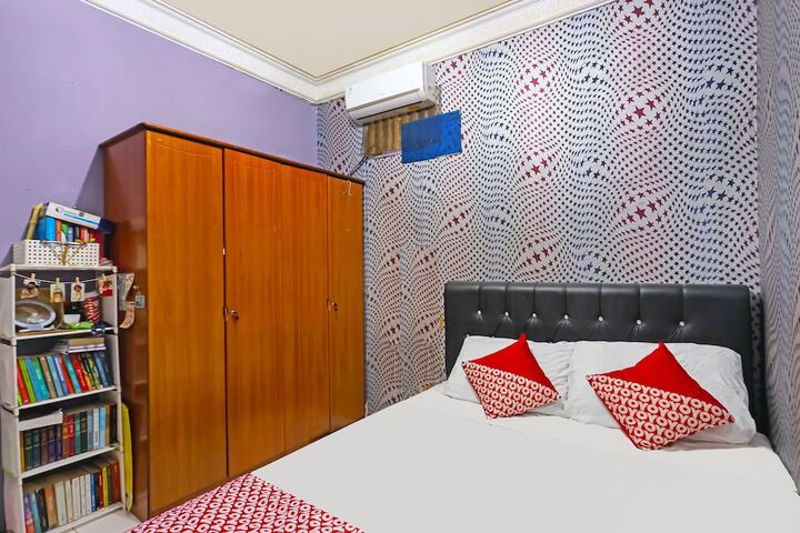 Room 14 of 23
