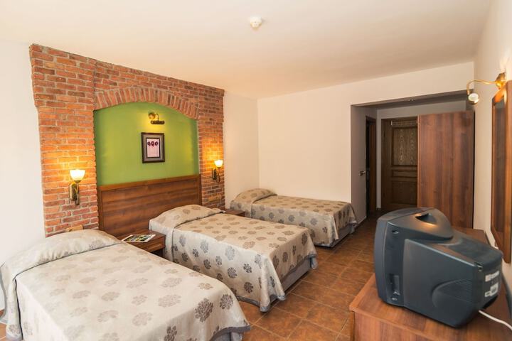 Room 7 of 78