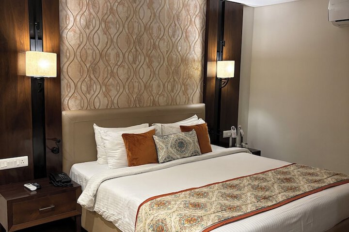 Room 15 of 47